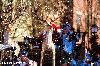Very Merry Christmas parade - snow