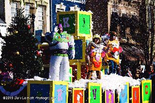 Xmas parade - Toy story float